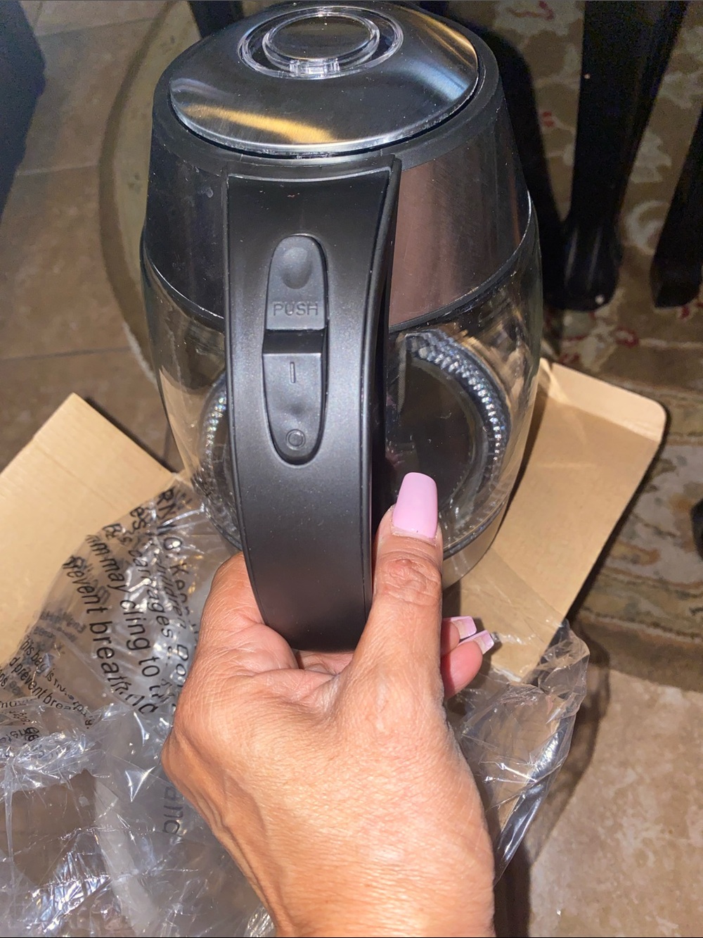 New Chefman Electric Kettle - Clear Glass with Silver Accents - Picture 12 of 16